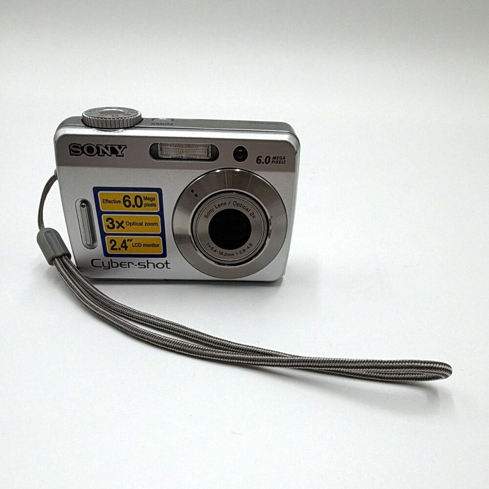 Sony Cyber-shot DSC-S500 Compact Digital Camera 6.0MP 3x Zoom Silver Flash